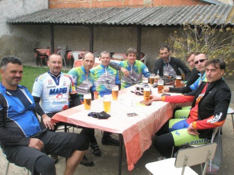 ROČOV - PODLESÍM V DEŠTI